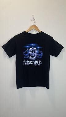 Juice Wrld 999 Club No Vanity Skulls Spell Out T-Shirt 2 Sided Lightning Small